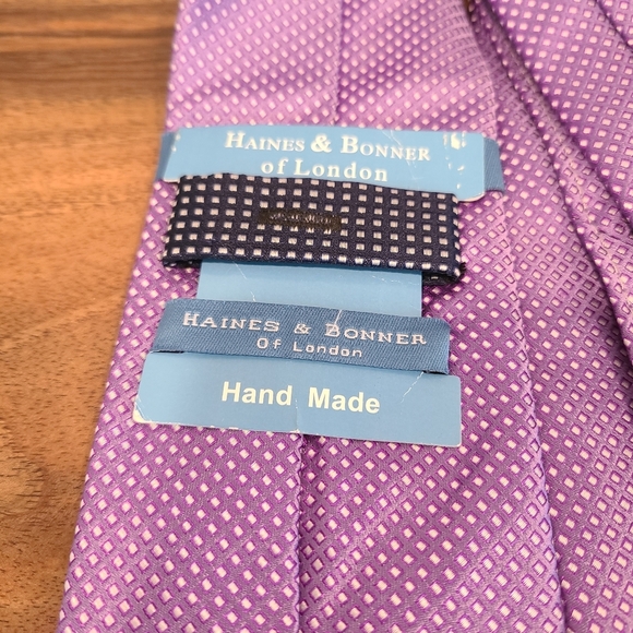 Haines & Bonner Purple Dot Silk Tie -NWT - Picture 3 of 6